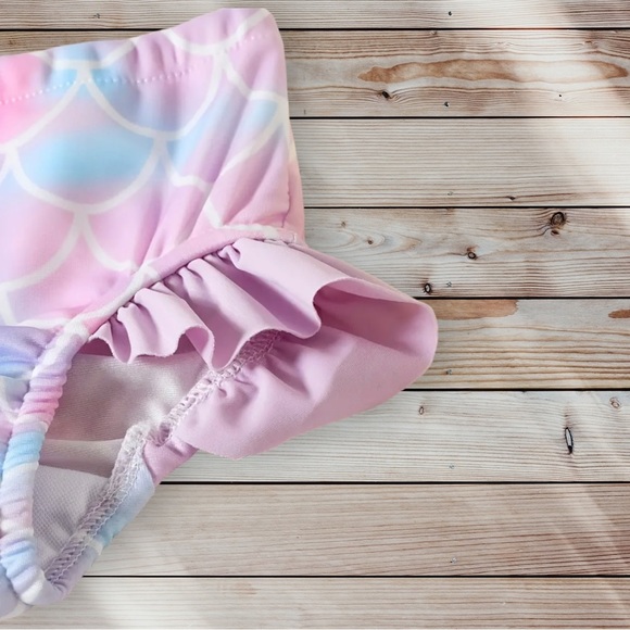 Girl’s 3pc Ruffle Mermaid Swimsuit Set - Picture 5 of 6